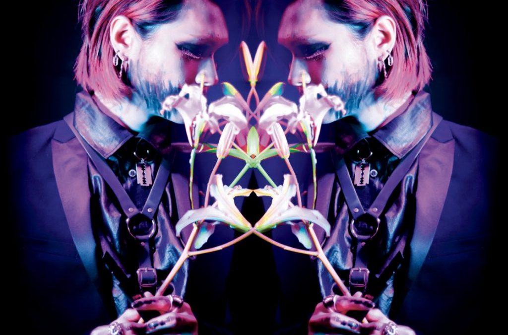 Madmans Esprit [glorifying suicide]